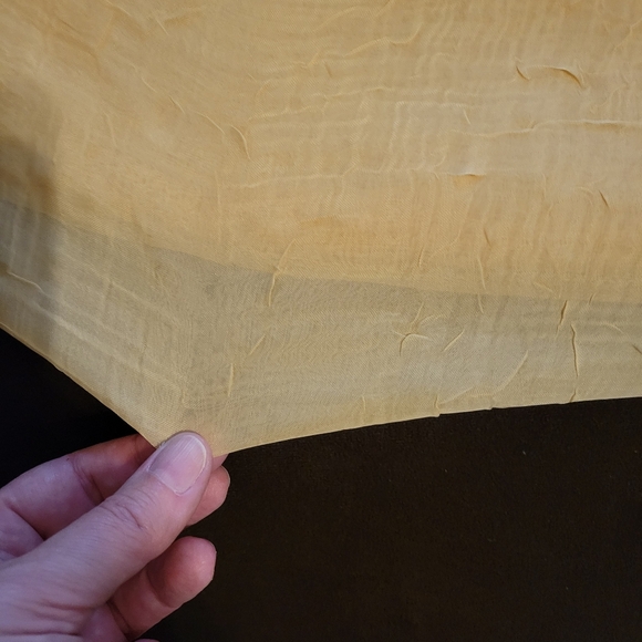 JC Penney Gold Sheer fully hemmed scarf valence swag topper (2 panels) - Picture 3 of 9